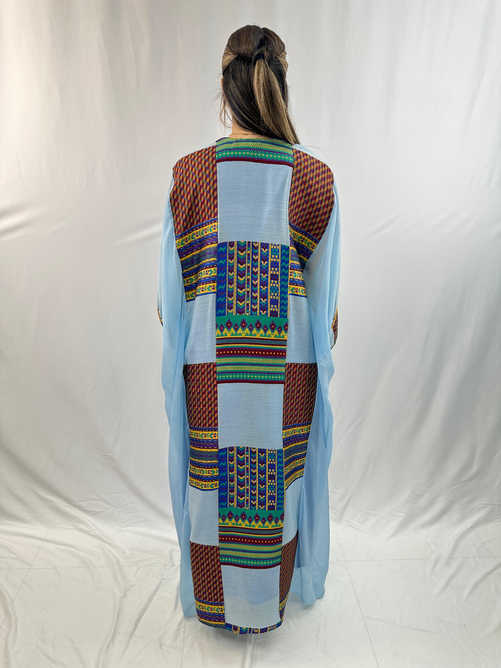 Huda’s Bisht Abaya